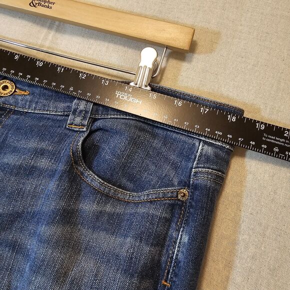 DKNY Soho Capri Jeans Large Cuff Women Size 10 Medium Wash Back Tab Pockets - Picture 6 of 15